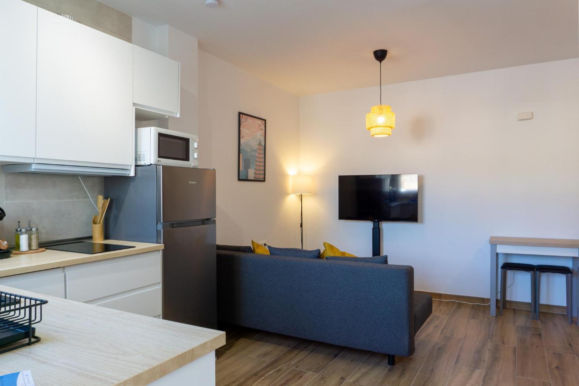 Apartamento Con Terraza En La Playa La Cala Del Moral Exterior photo